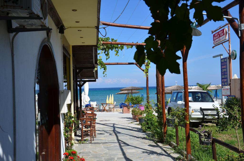 Chrisi Akti Hotel Skala Potamia  Extérieur photo