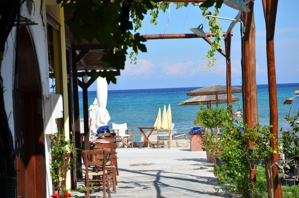 Chrisi Akti Hotel Skala Potamia  Extérieur photo